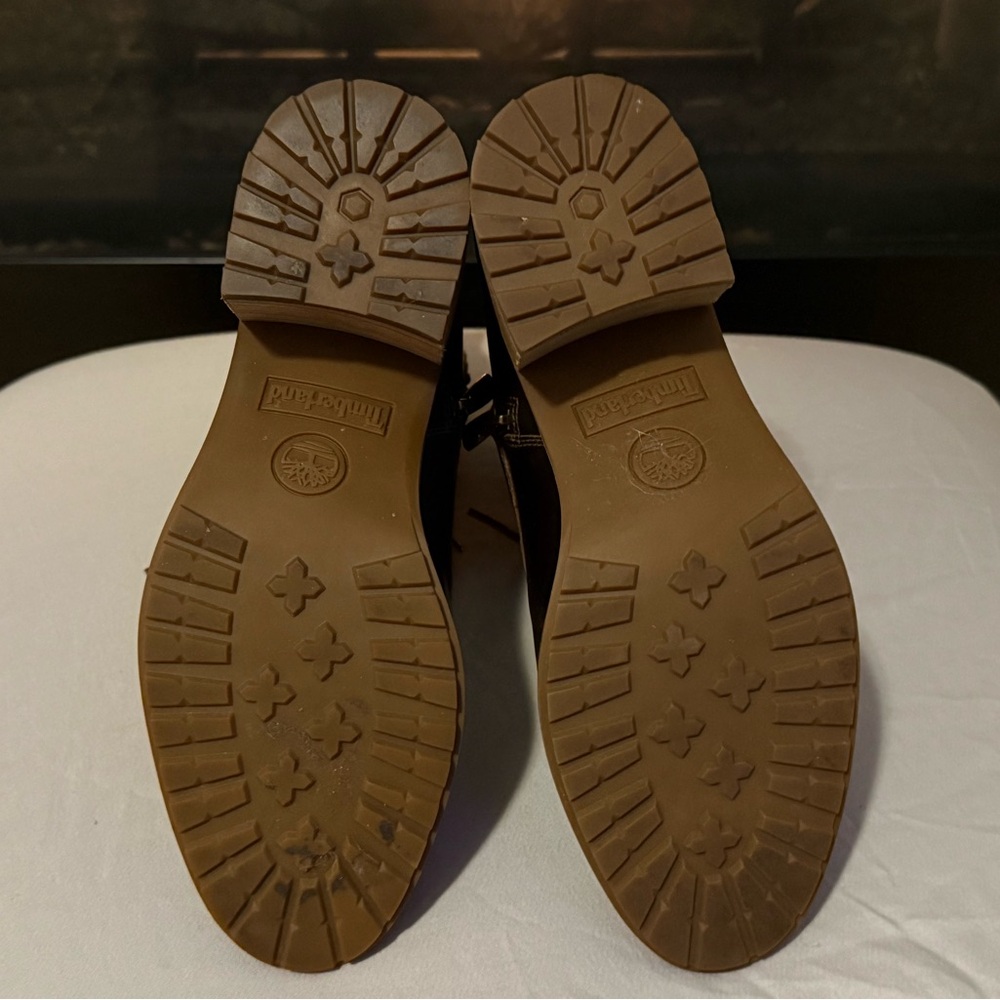 Women’s Leather Boots - Picture 5 of 6